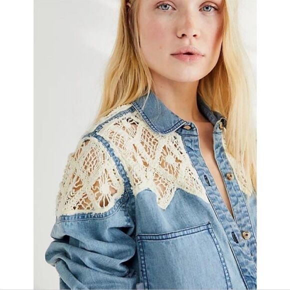 Free People Blue Denim Fields Oversized Button-down Size S - Picture 3 of 6